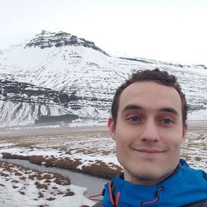 Meet your Posher, Travis